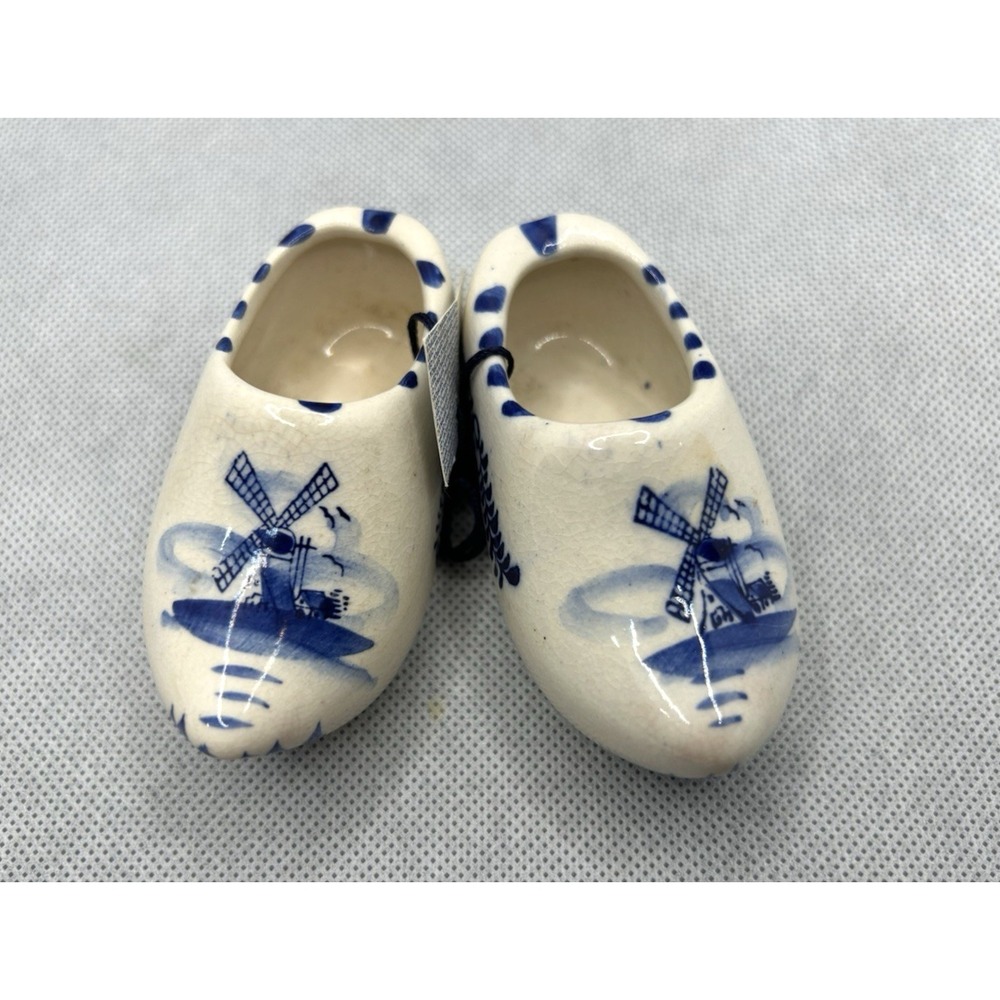 Lot Of‎ 2 Vintage Delfts Blue Hand Painted Dutch Shoe Ashtrays Holland Windmill